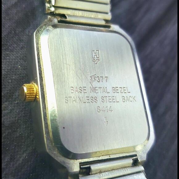 Rare Vintage Retro Helbros 80s Mens Tank Watch New Battery - Picture 8 of 8